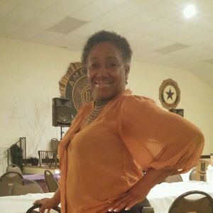 Meet your Posher, Regina